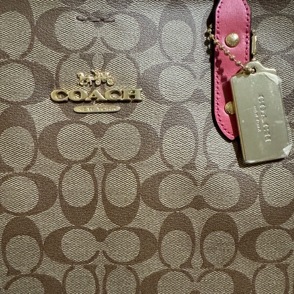 Coach Town Tote In Signature Canvas 76636 IMN91 IM/KHAKI POPPY - Picture 6 of 9